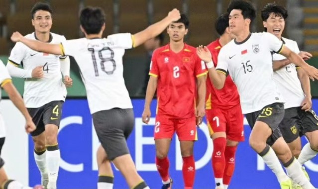 3-0、1-0！亚洲杯决赛席位出炉，中国踢疯5场0失球，和日本争冠
