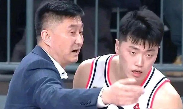 博鱼电竞官方app-评分从2.9暴涨至9.8！昔日大番薯一球改变命运，球迷：排队叫嘉爷