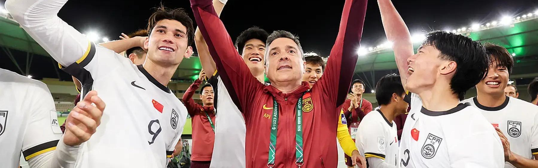 博鱼电竞官方网站-铁血防守+铁腕管理，安东尼奥成功靠子弟兵，杨科失败因不够务实