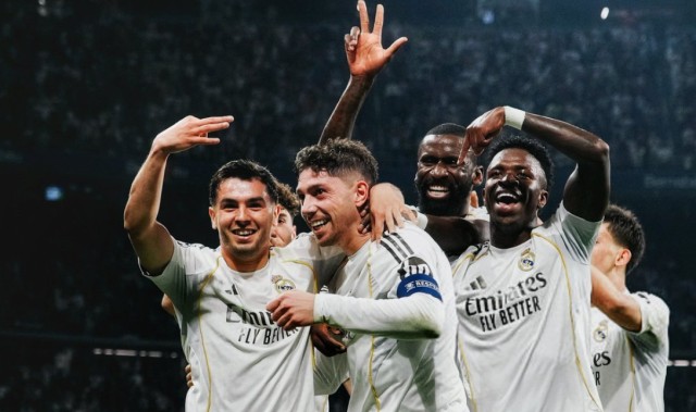 博鱼电竞官方网站-欧冠神剧情：皇马横扫曼城，超级中场戴帽，瓜迪奥拉不敢相信