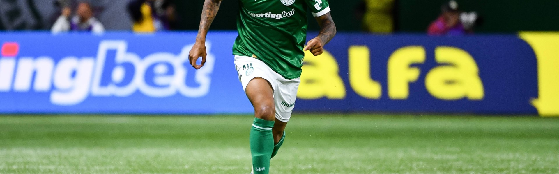 博鱼电竞官网-ESPN：那不勒斯愿意3000万欧报价帕尔梅拉斯中场阿兰